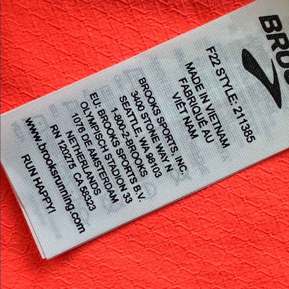 Brooks Running Canopy Jacket - image 6